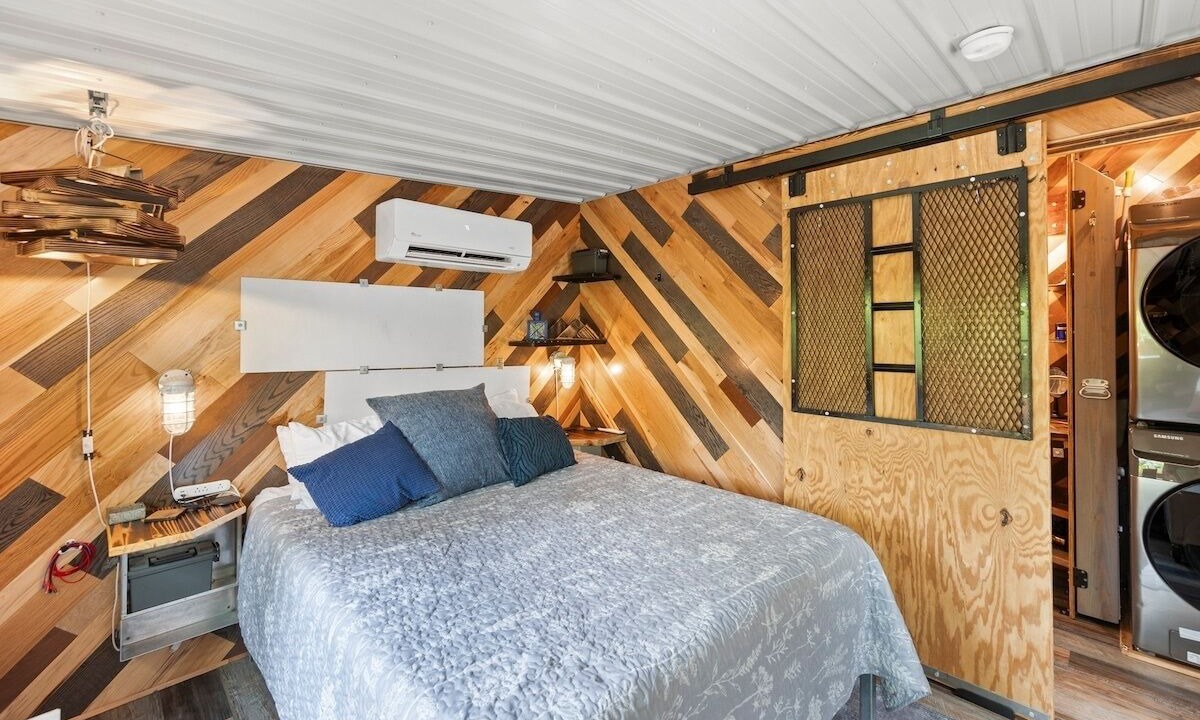 Photo of Bedroom in Springfield