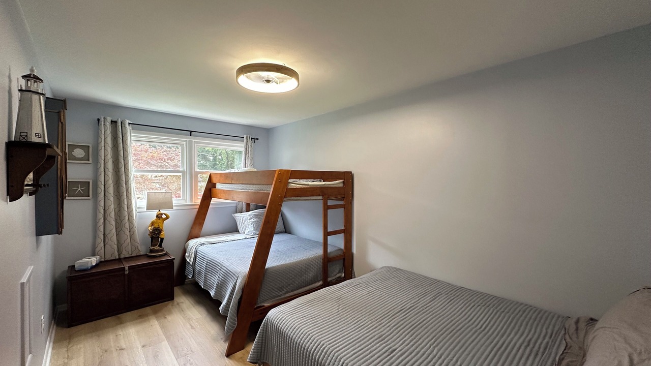 Photo of Bedroom in Town Bank
