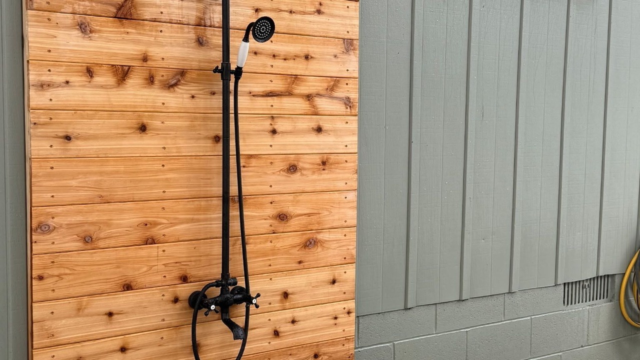 Photo of Outdoor in Town Bank