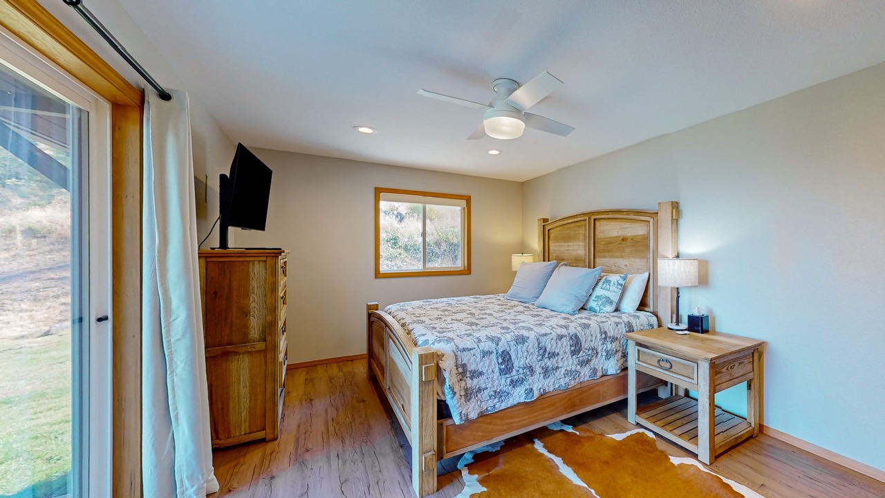 Photo of Bedroom in Sagle