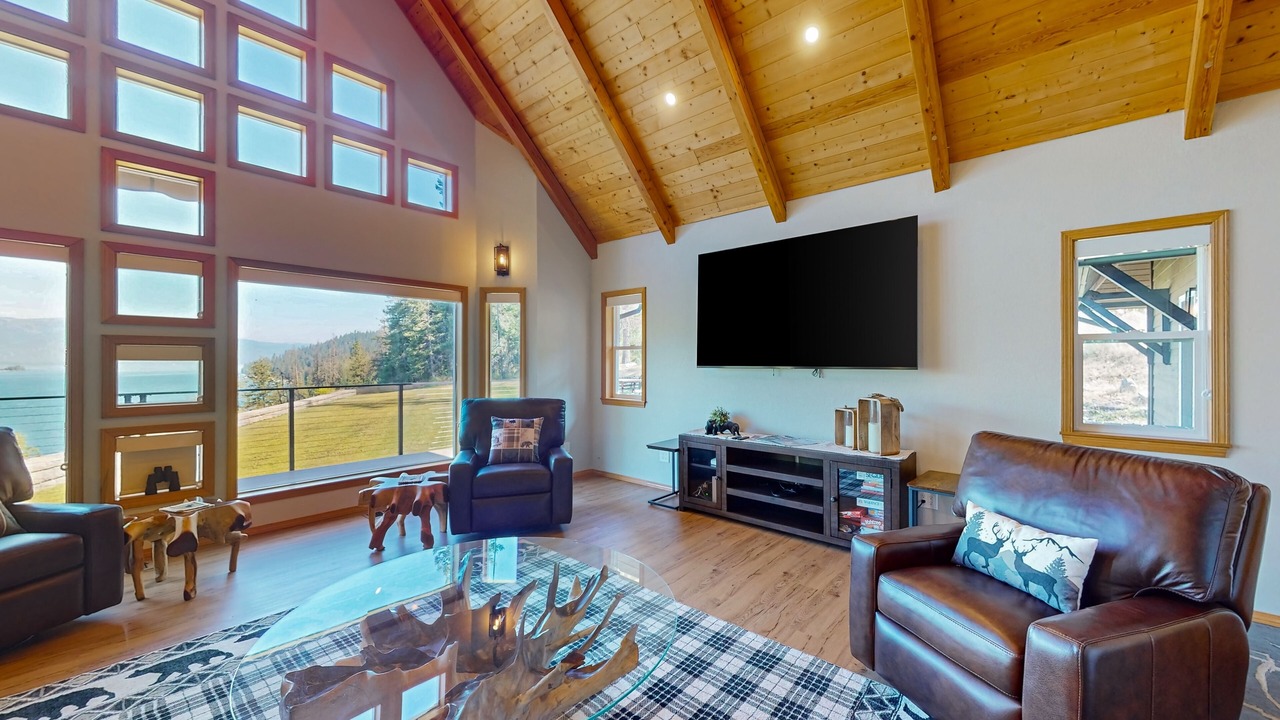 Photo of Livingroom in Sagle