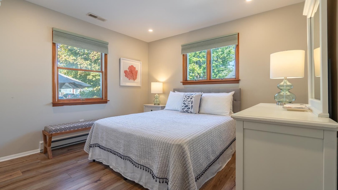 Photo of Bedroom in Village Green