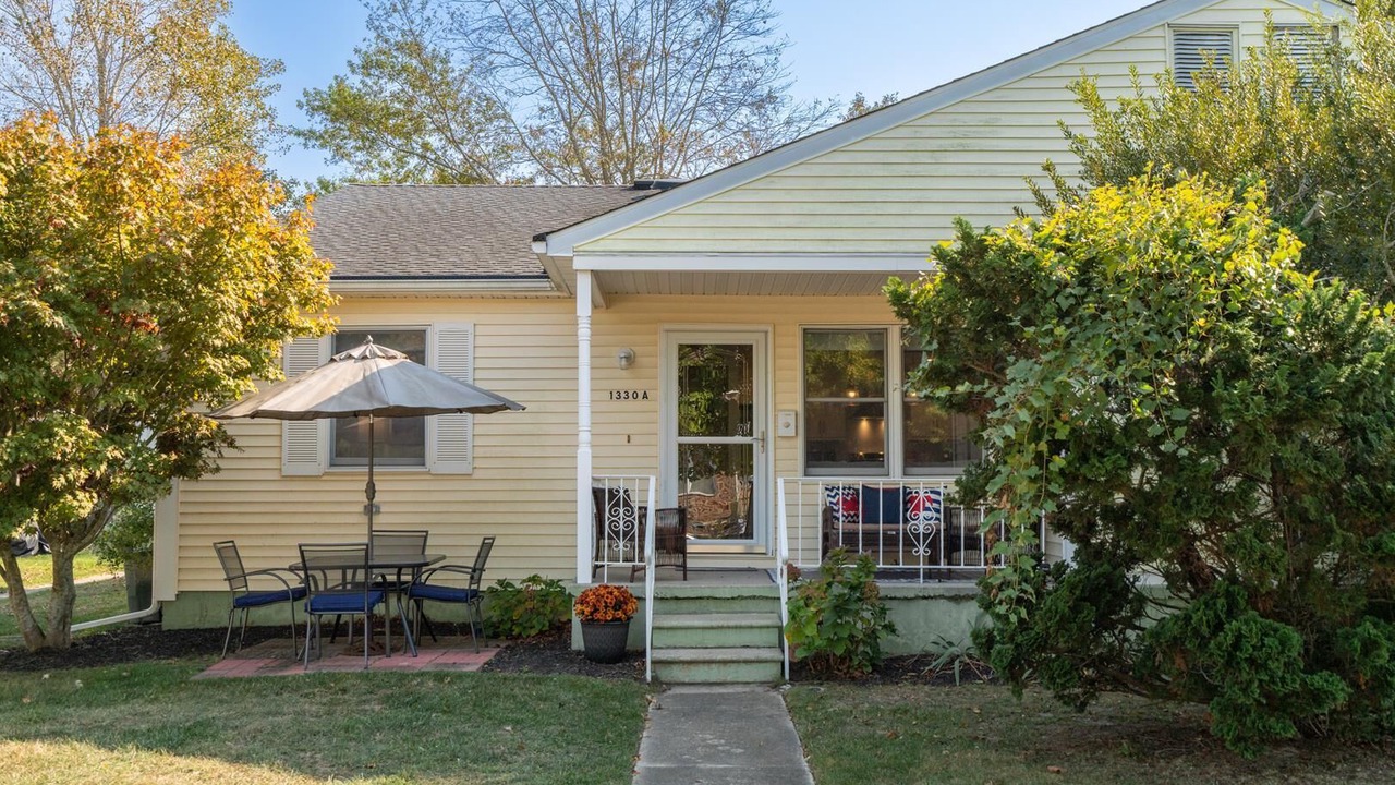 Photo of Outdoor in Village Green