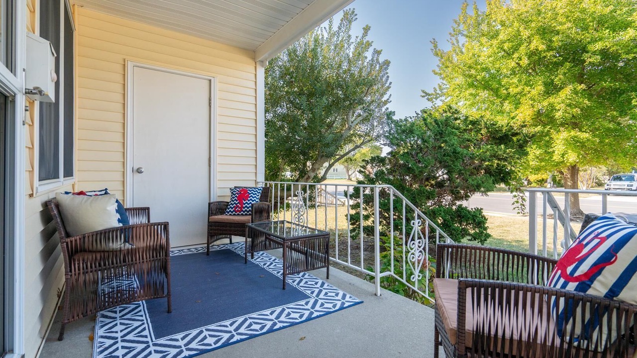 Photo of Patio Balcony in Village Green