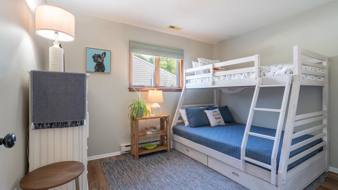 Photo of Bedroom in Village Green