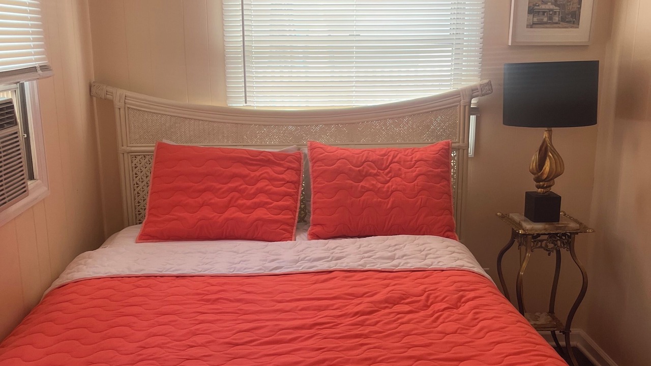 Photo of Bedroom in Ortley Beach