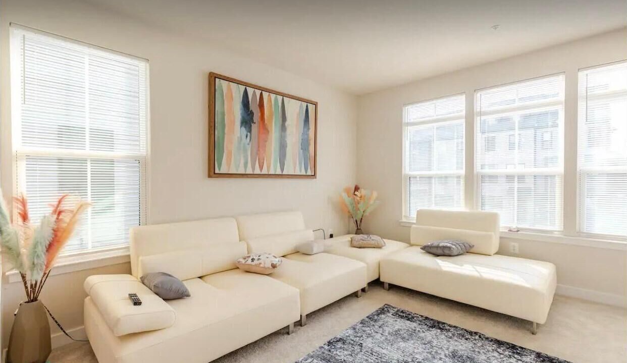 Photo of Livingroom in Glen Burnie