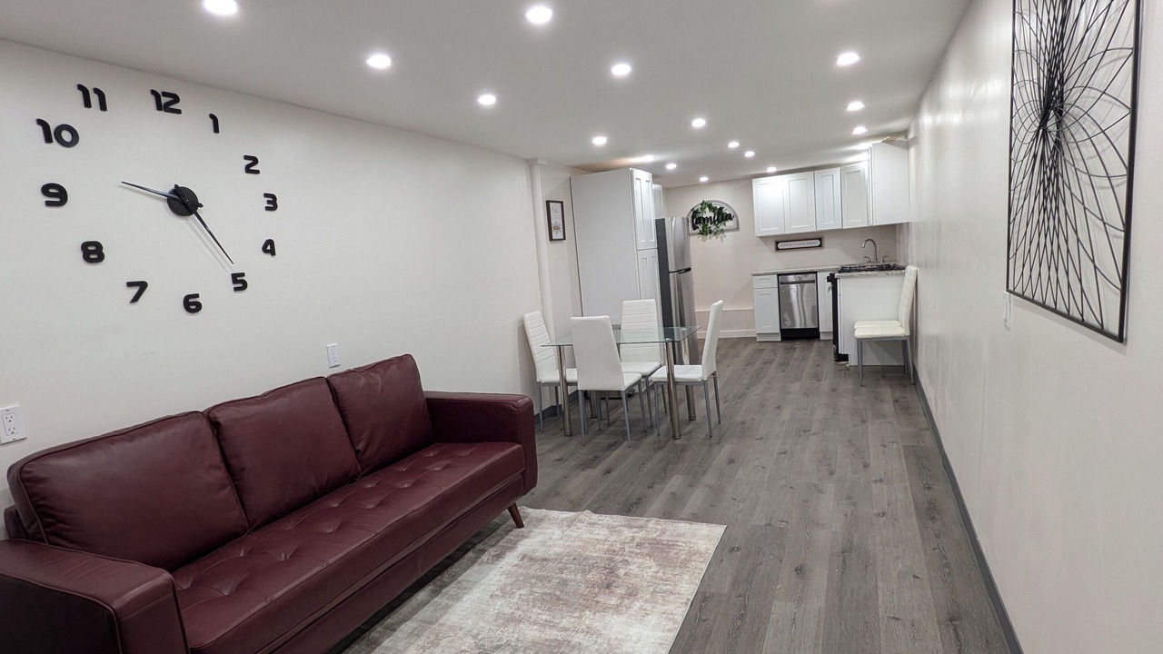 Photo of Livingroom in Passaic