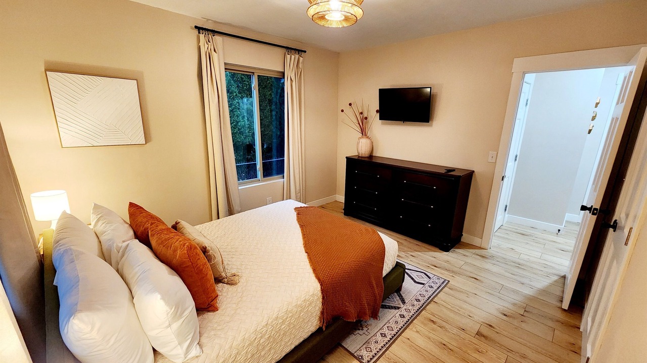 Photo of Bedroom in Southwyck