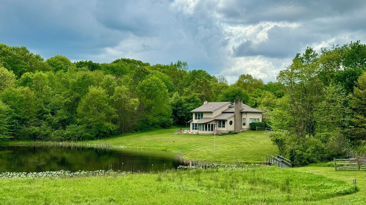 Photo of Outdoor in Grove City