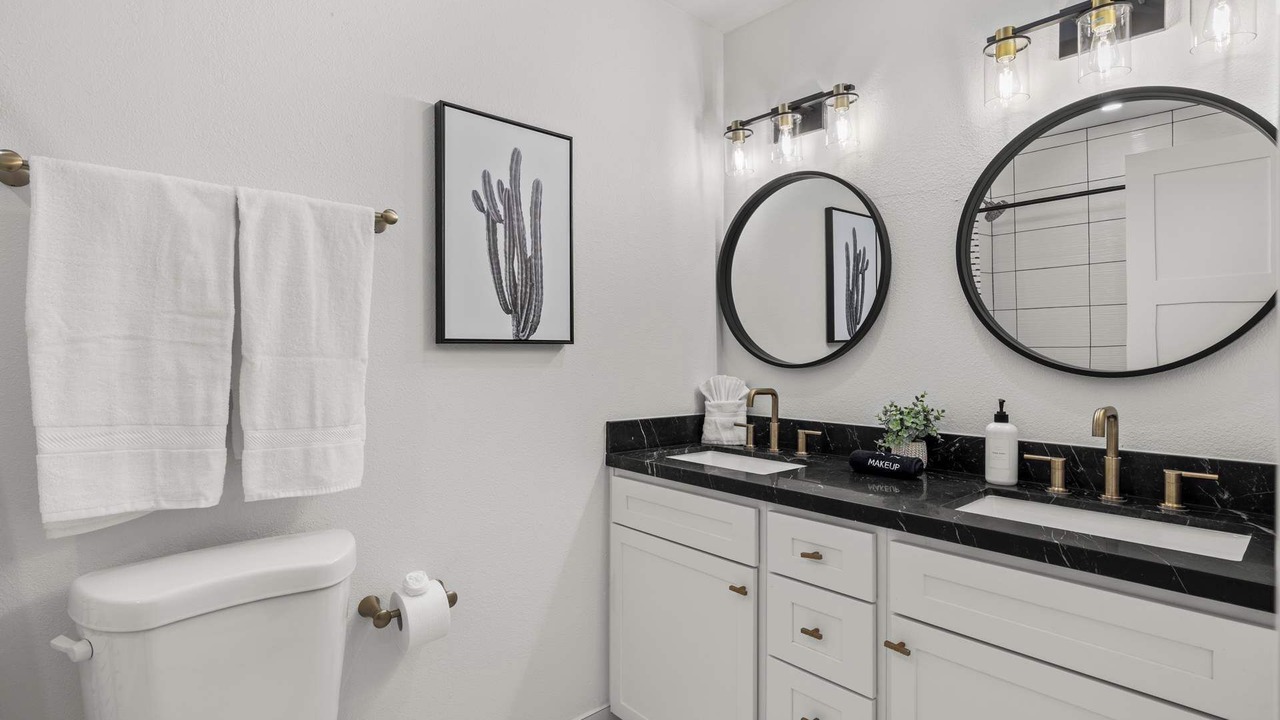 Photo of Bathroom in Pointe Scottsdale