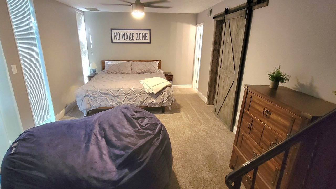 Photo of Bedroom in Jamestown
