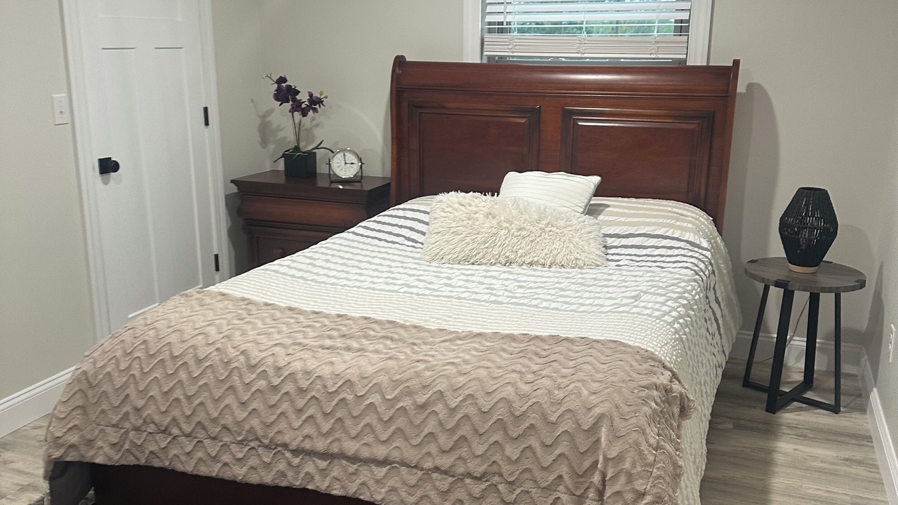Photo of Bedroom in Nisbet