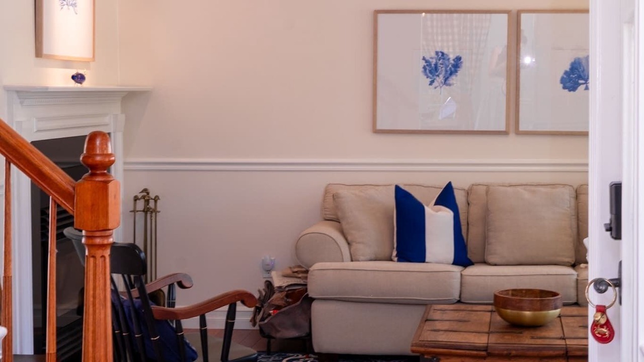 Photo of Livingroom in McDaniel