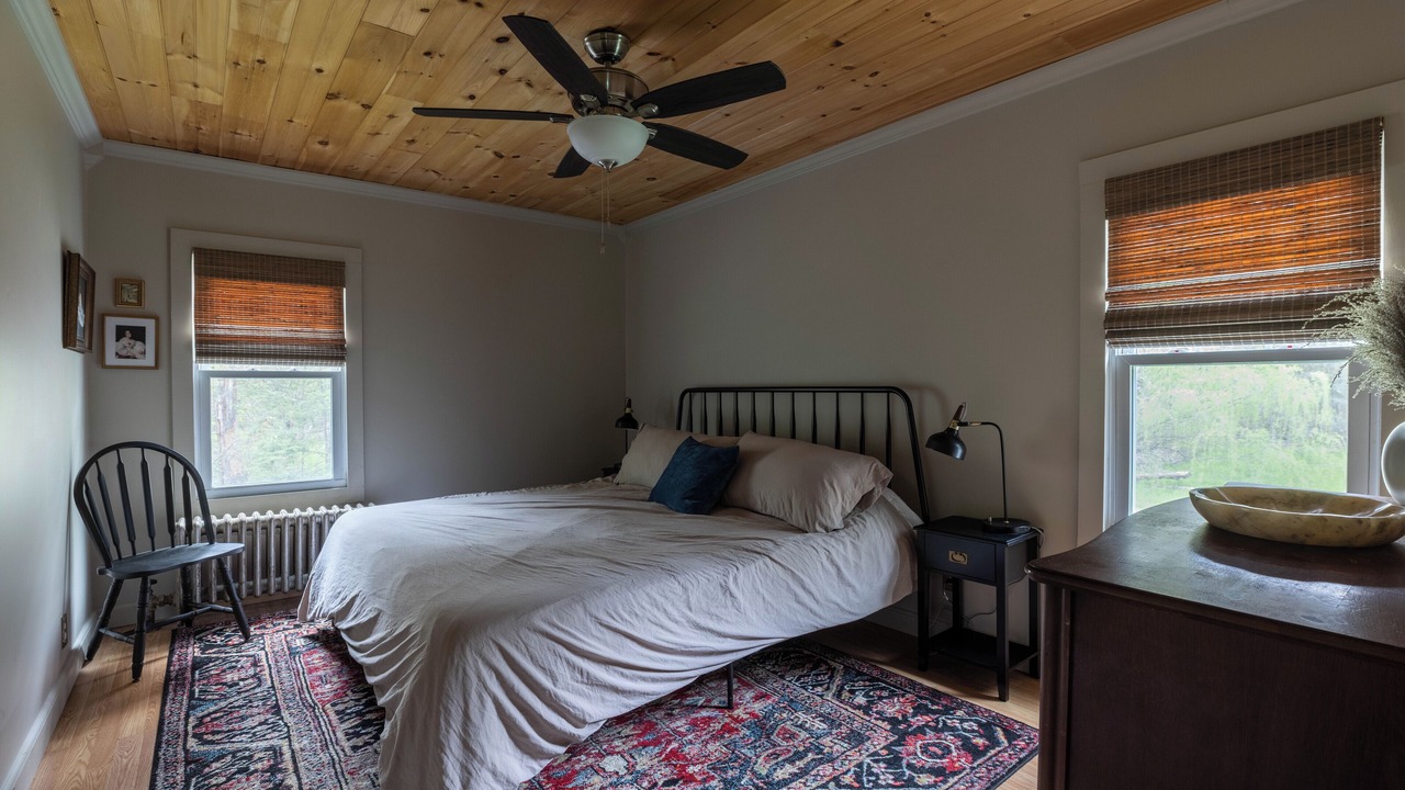 Photo of Bedroom in Barryville