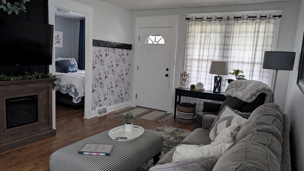 Photo of Livingroom in Franklin