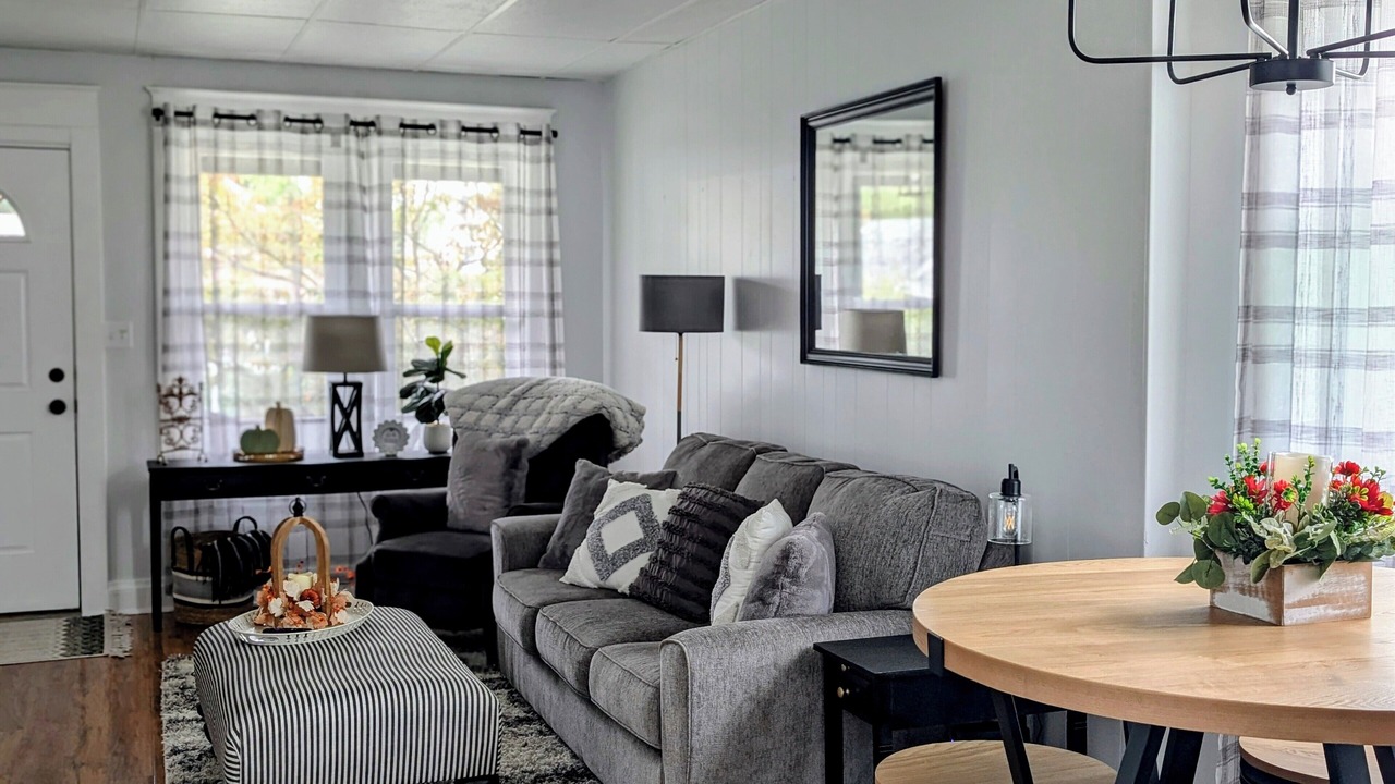 Photo of Livingroom in Franklin