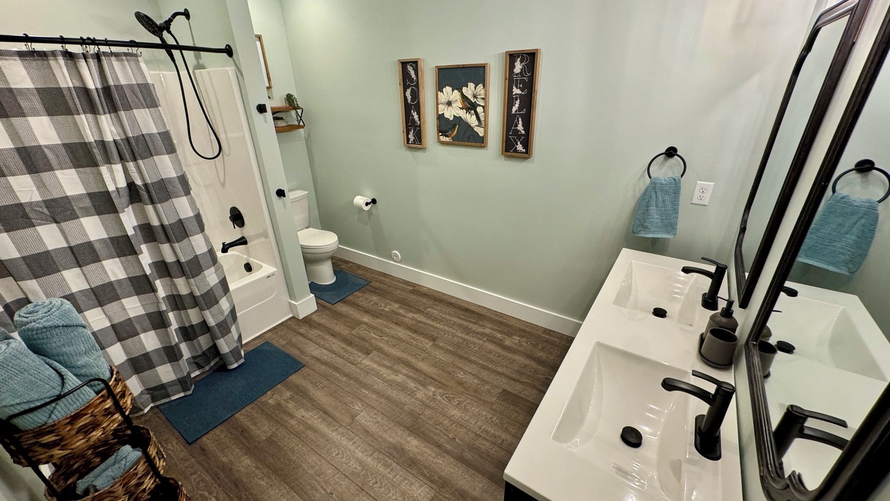Photo of Bathroom in Rossville