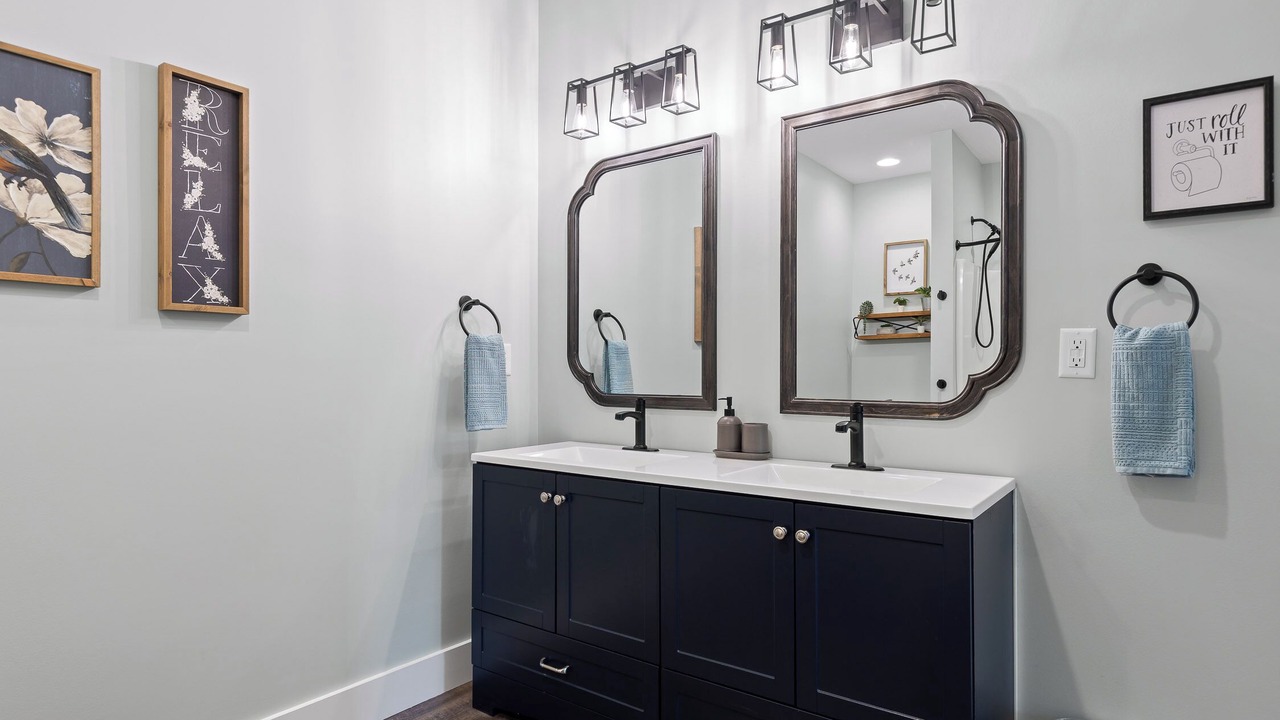 Photo of Bathroom in Rossville
