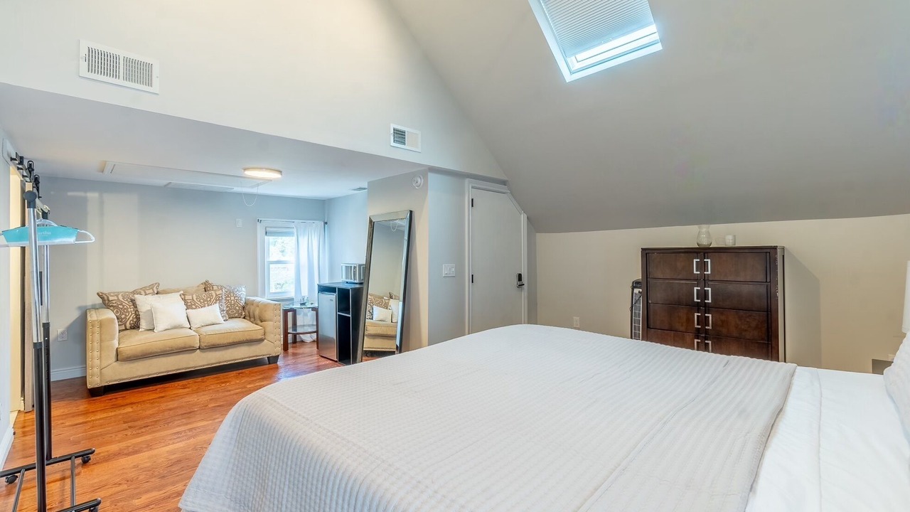 Photo of Bedroom in Montclair