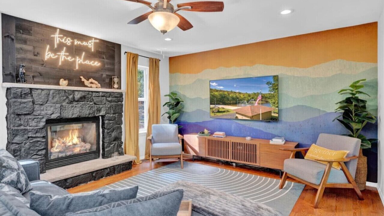 Photo of Livingroom in East Stroudsburg