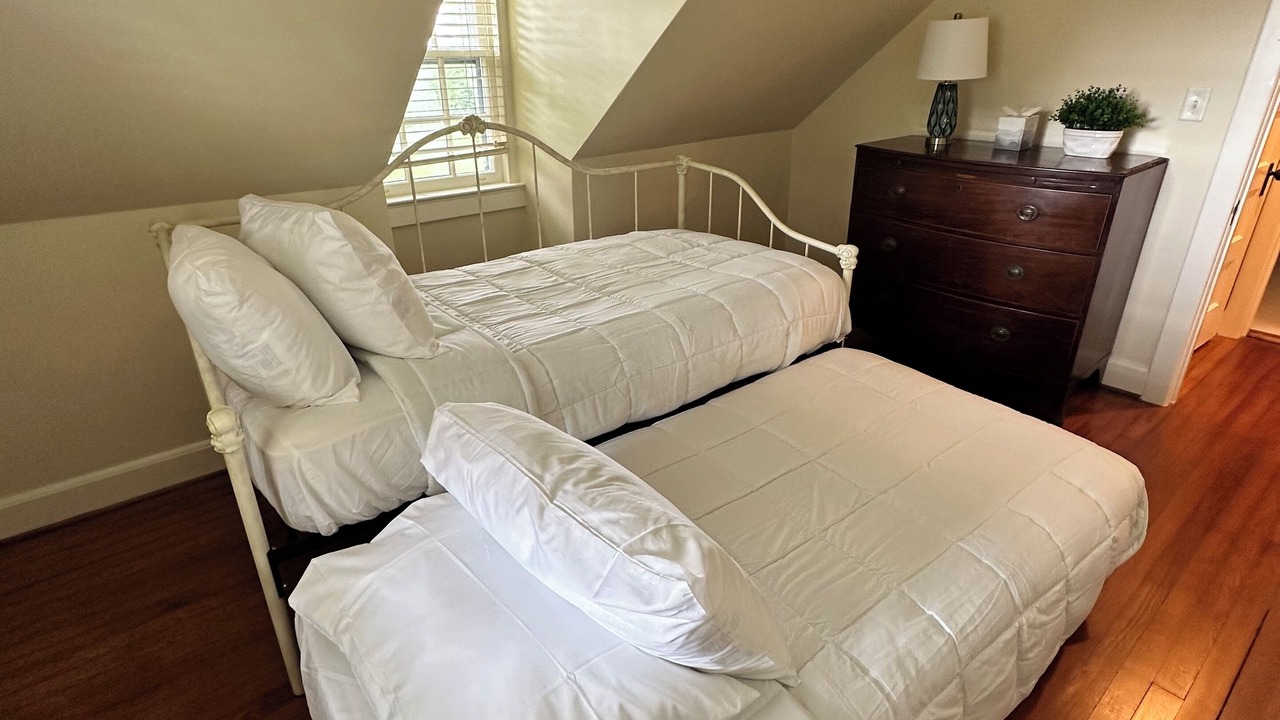 Photo of Bedroom in Chesapeake City