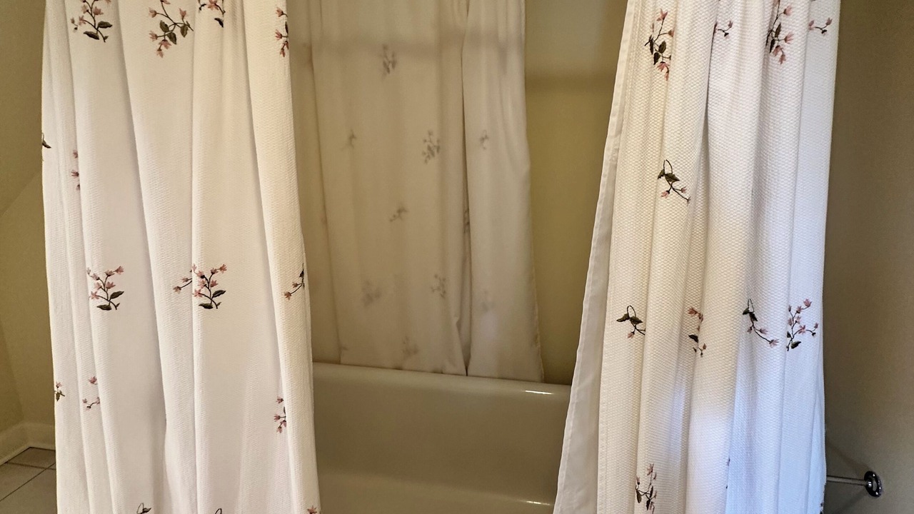 Photo of Bathroom in Chesapeake City