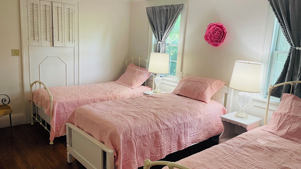 Photo of Bedroom in Sandusky