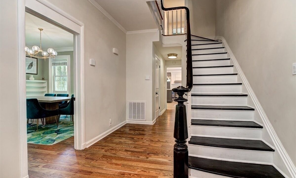 Photo of Bedroom in Orange