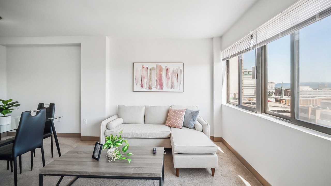 Photo of Livingroom in Downtown Harrisburg