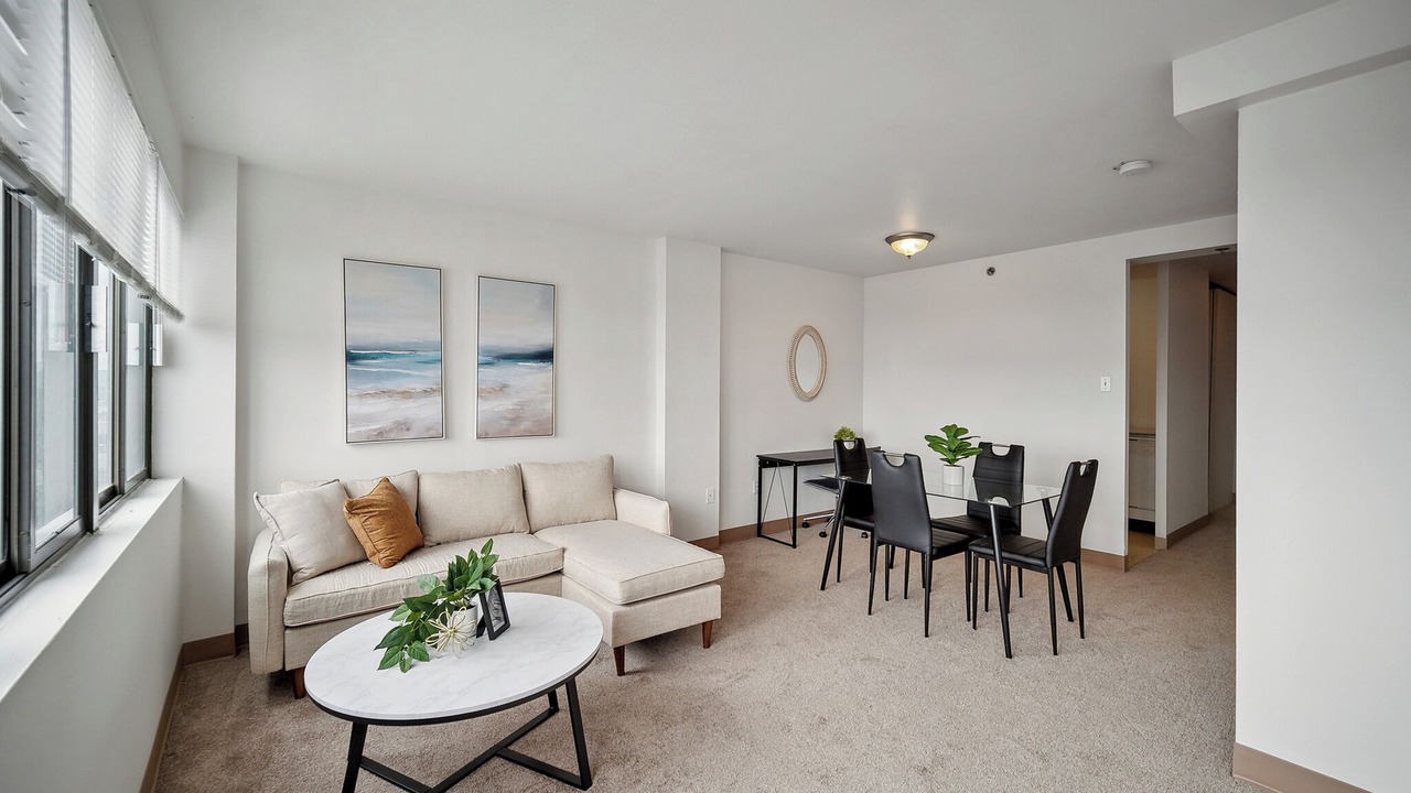 Photo of Livingroom in Downtown Harrisburg
