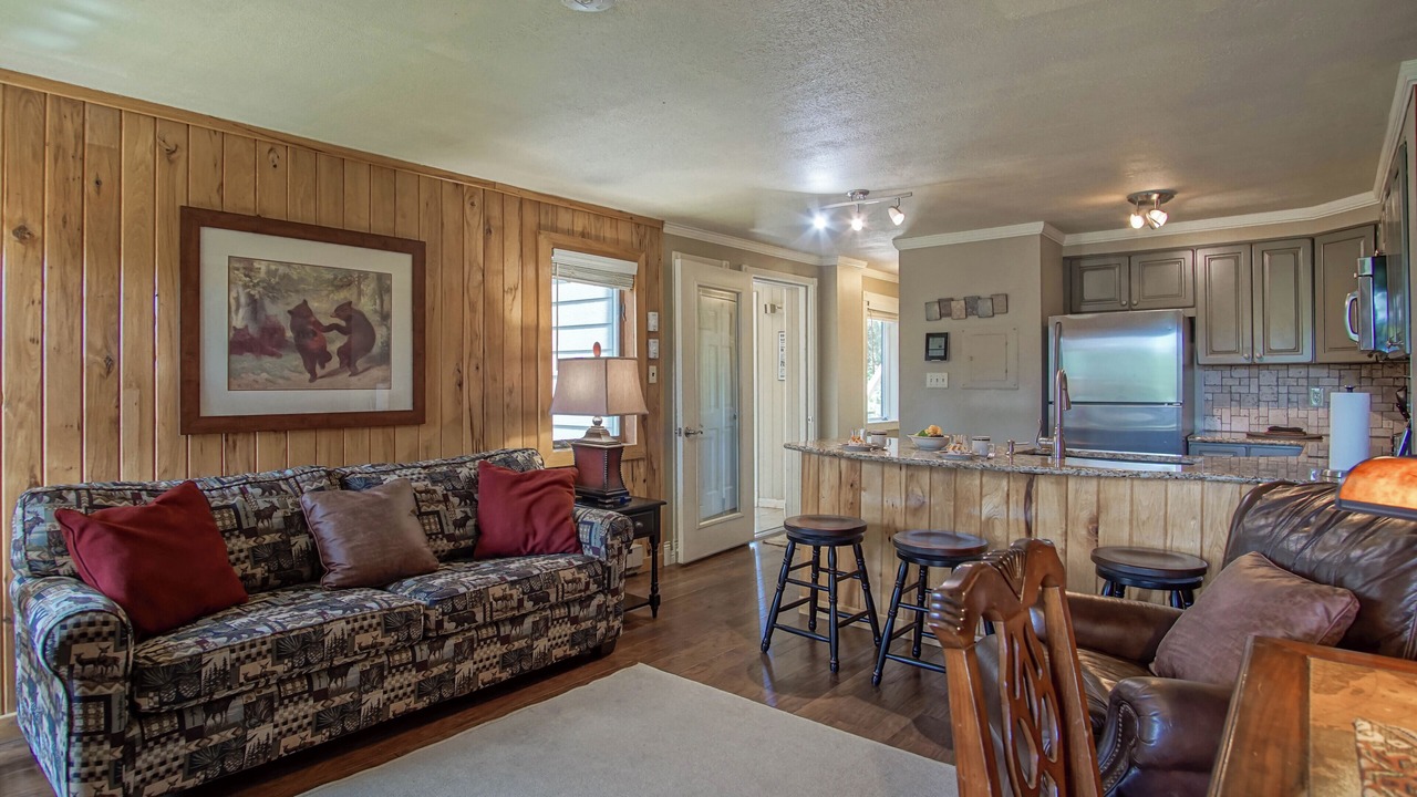Photo of Bedroom in Snowshoe