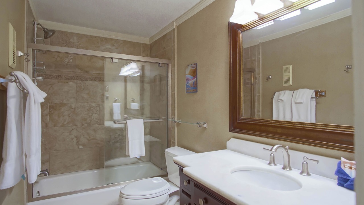Photo of Bathroom in Snowshoe