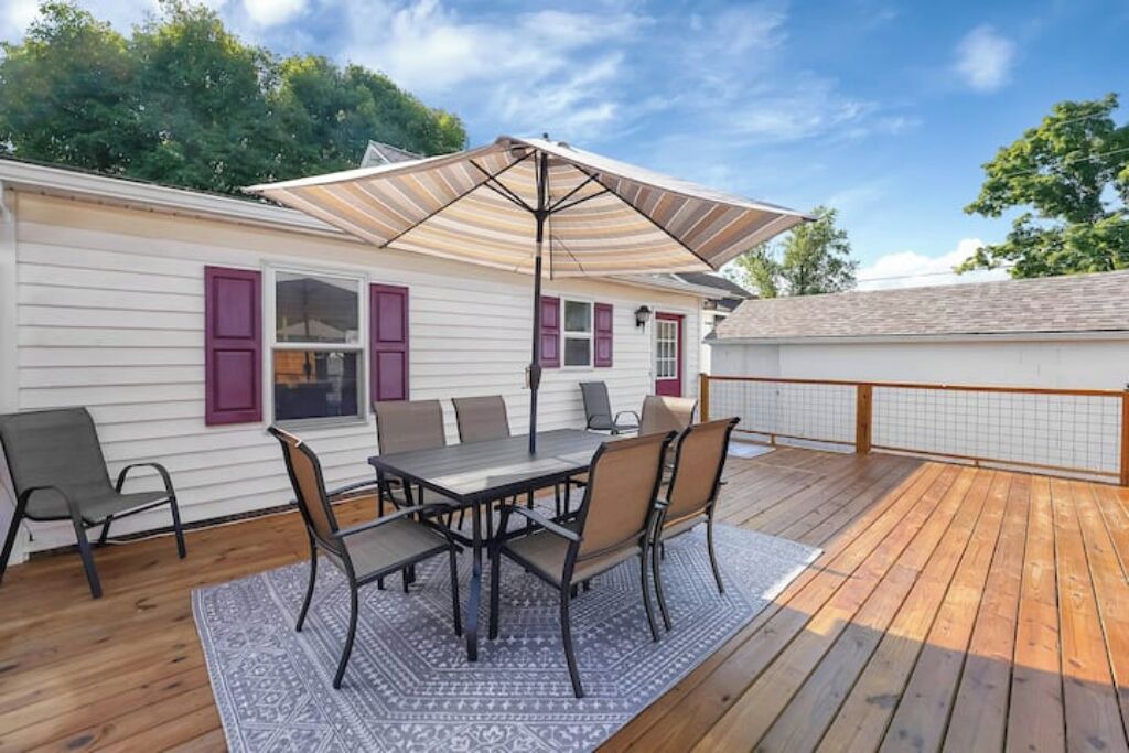 Photo of Outdoor in Laurelville