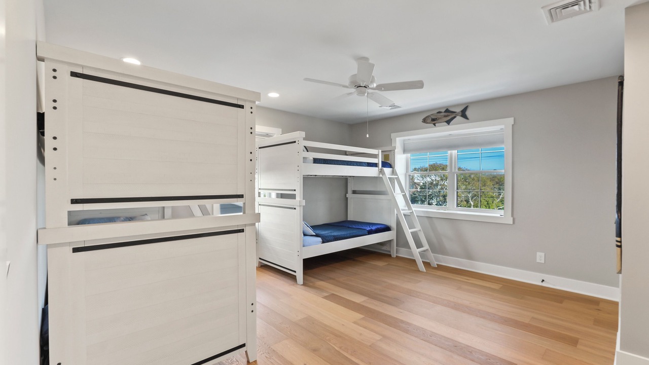 Photo of Bedroom in Surf City