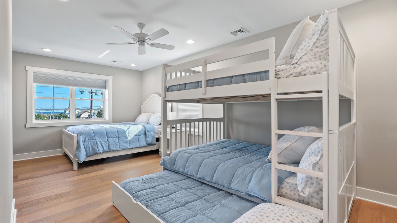 Photo of Bedroom in Surf City