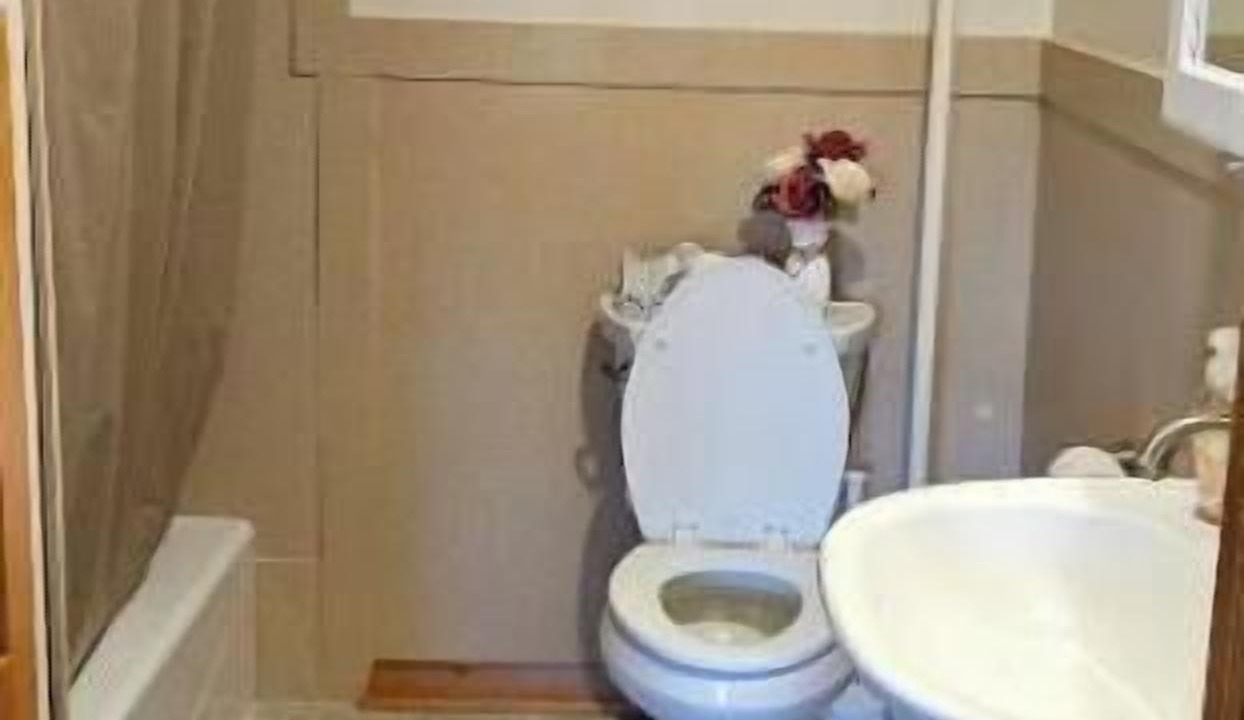 Photo of Bathroom in St. Marys