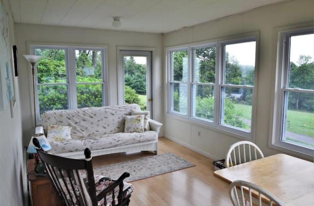 Photo of Livingroom in St. Marys