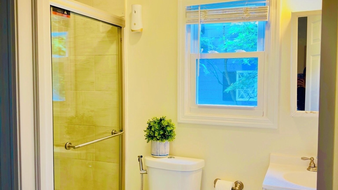 Photo of Bathroom in Edison