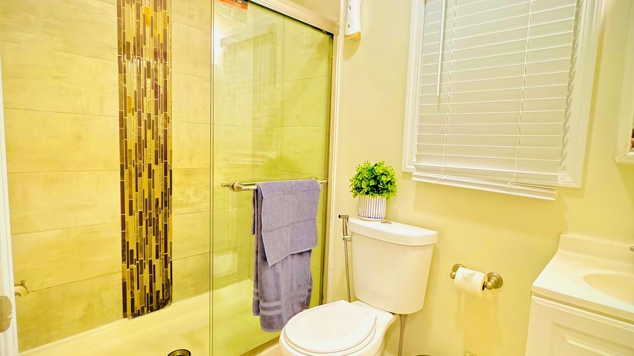 Photo of Bathroom in Edison