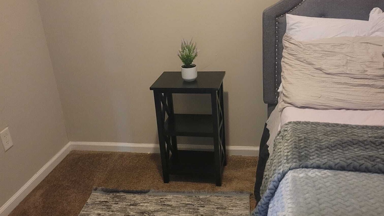 Photo of Bedroom in Summit Station