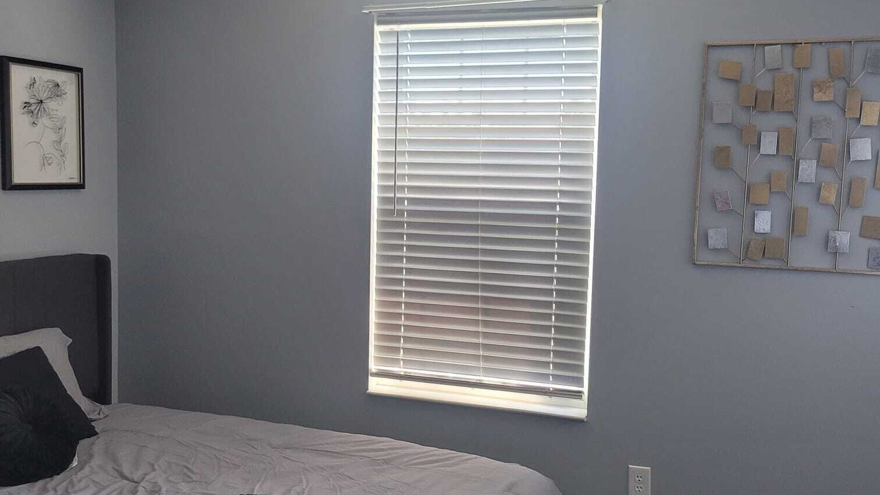 Photo of Bedroom in Summit Station