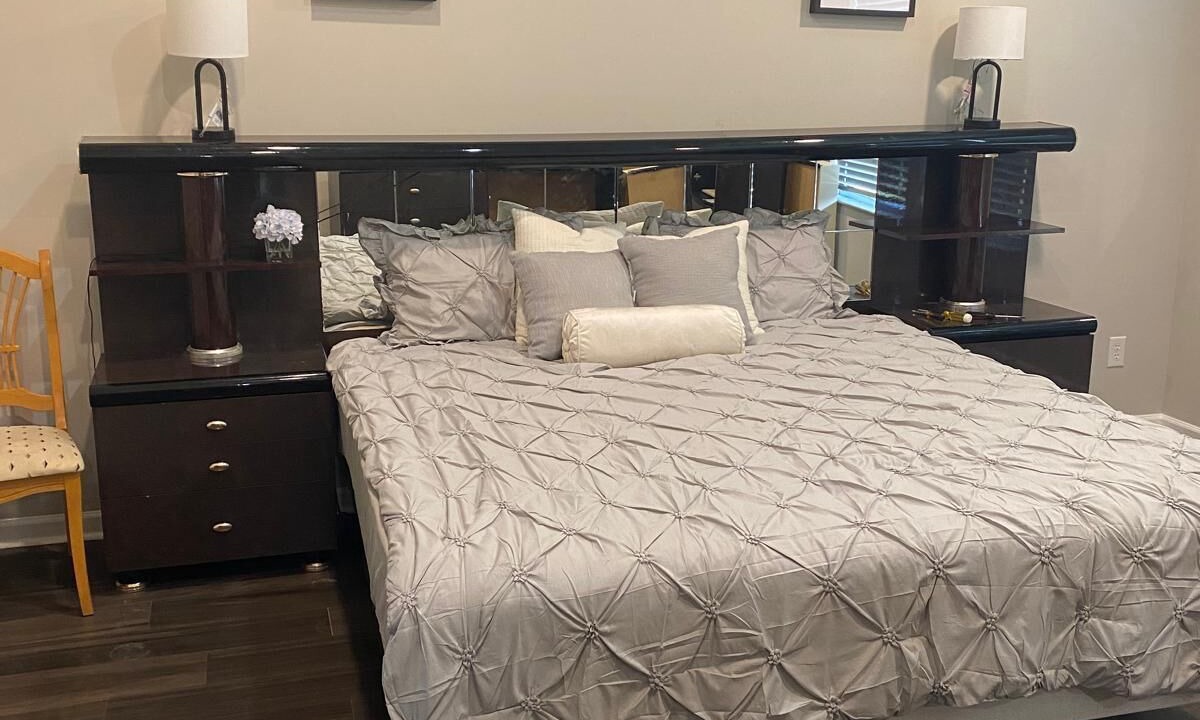 Photo of Bedroom in Summit Station
