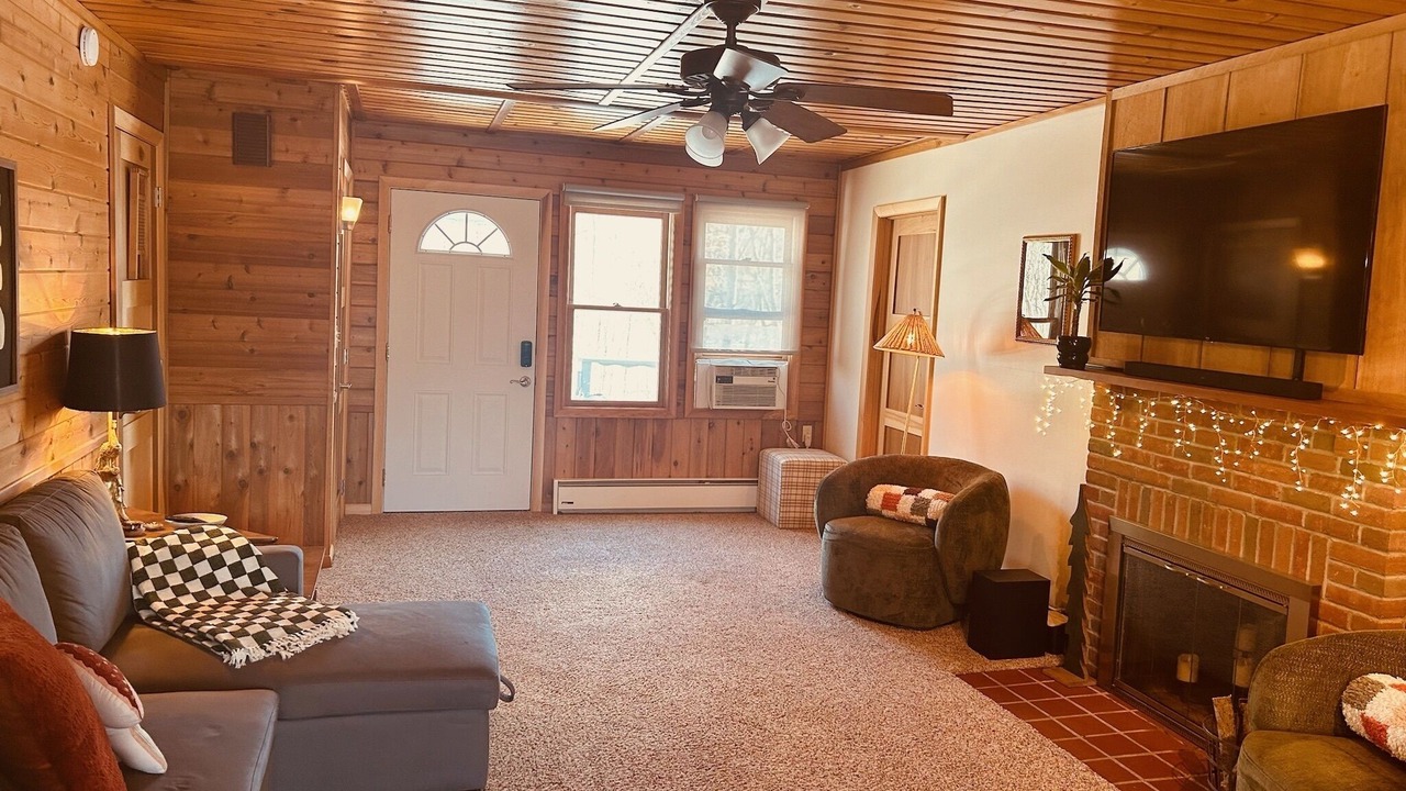 Photo of Bedroom in Burton