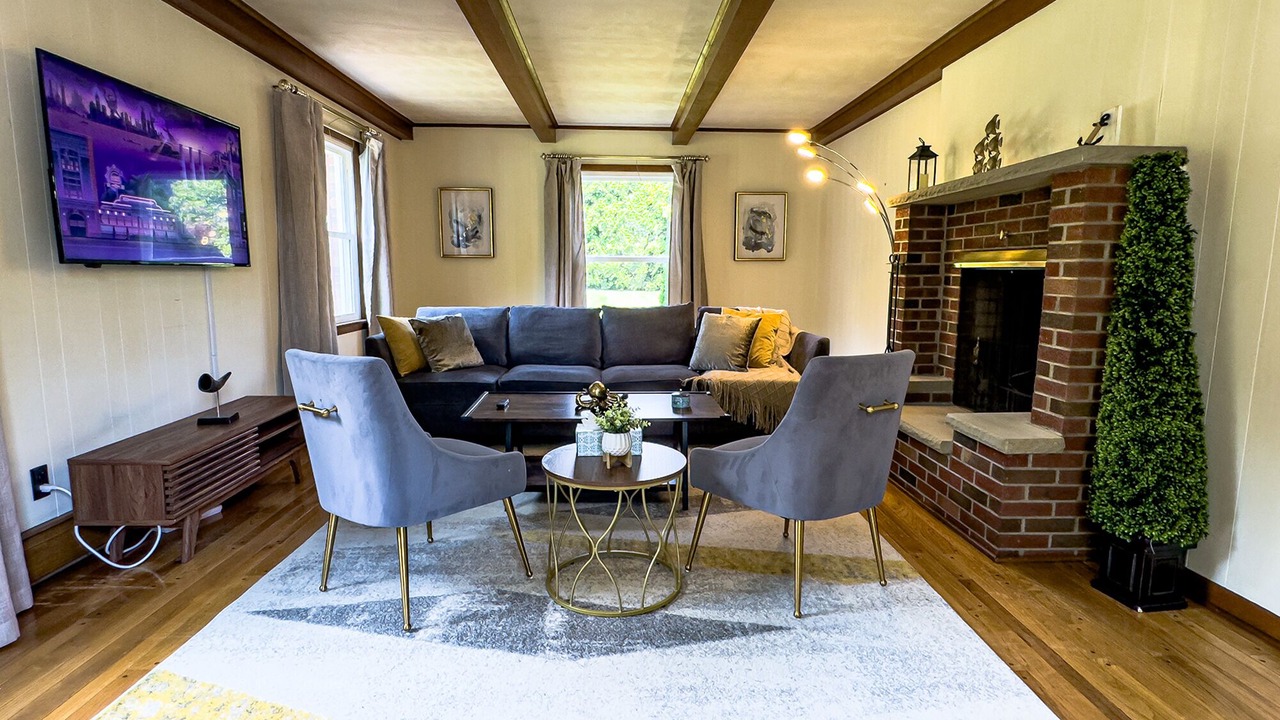Photo of Livingroom in Princeton