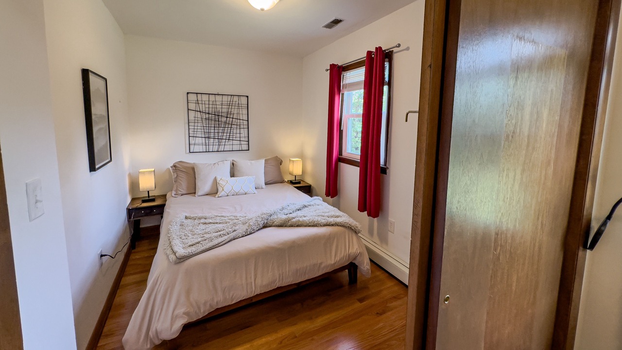 Photo of Bedroom in Princeton