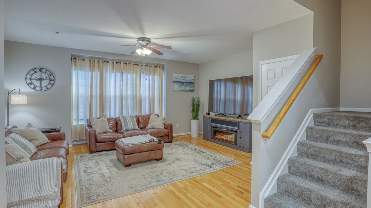 Photo of Livingroom in Long Neck