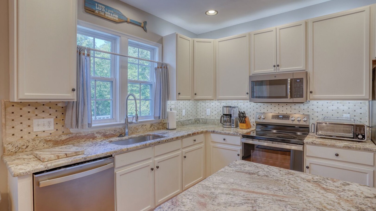 Photo of Kitchen in Long Neck