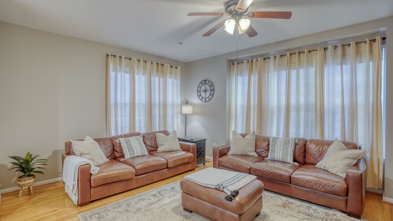Photo of Livingroom in Long Neck
