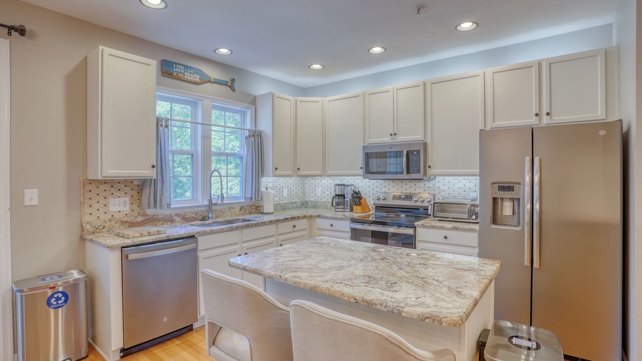 Photo of Kitchen in Long Neck